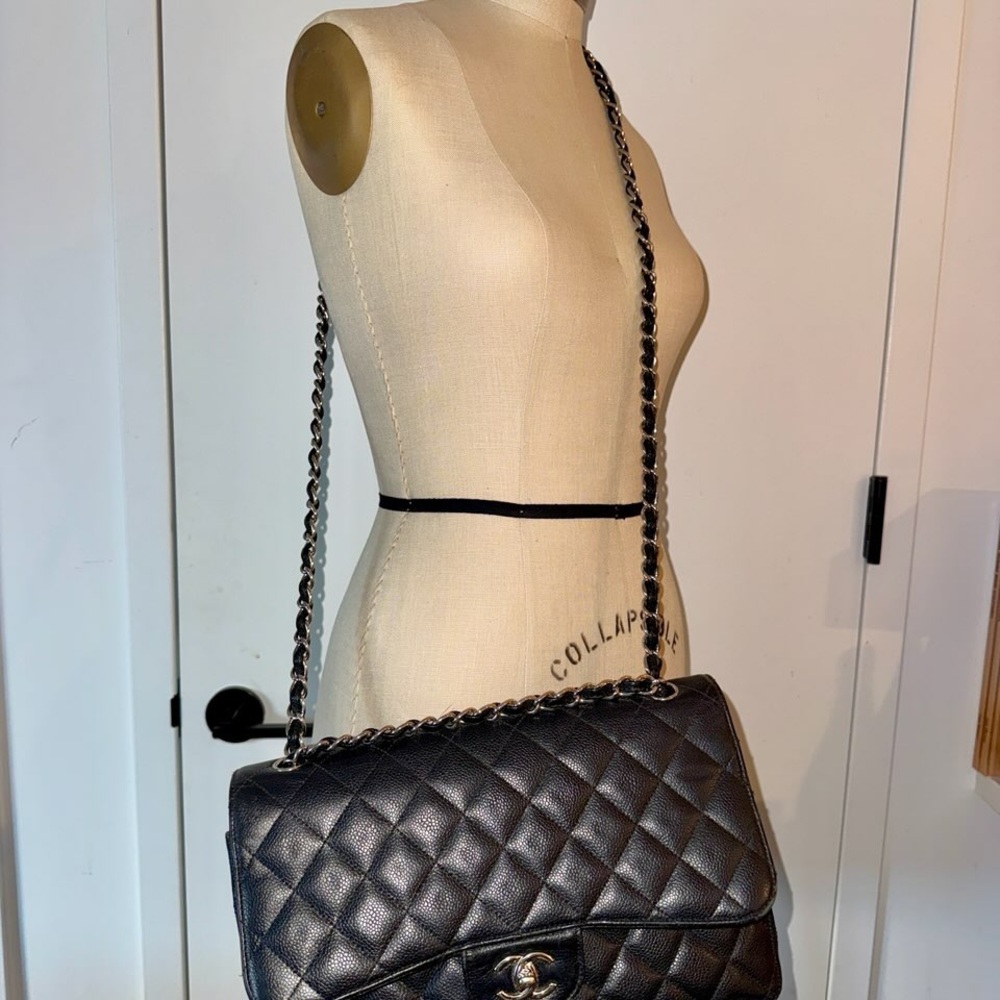 Chanel Jumbo Classic Black Quilted Shoulder Bag by Owner (Vintage)